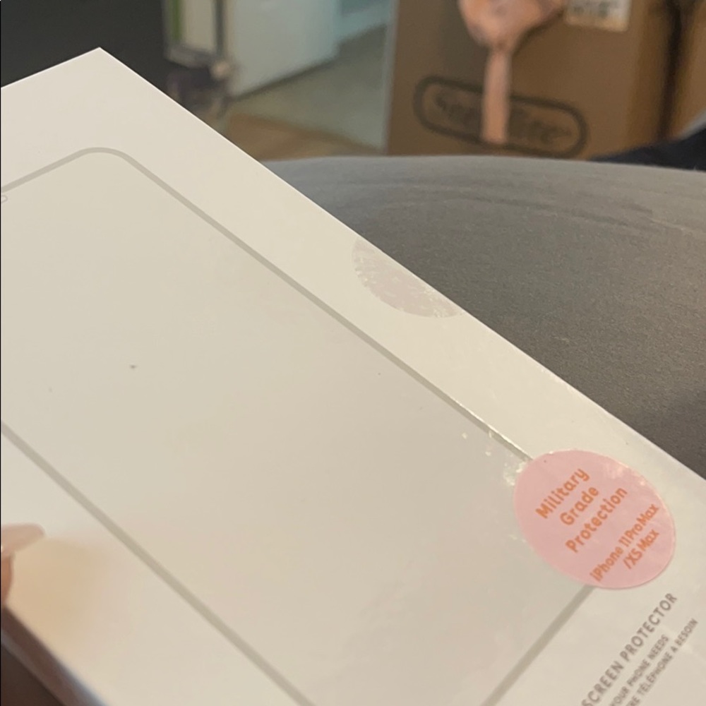 Tempered Glass Screen Protector - image 3